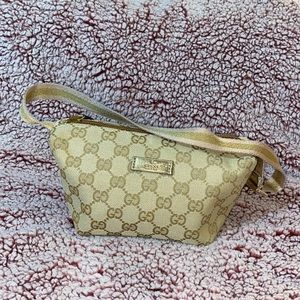 Gucci Sherry GG Canvas Pouch Bag